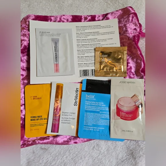 Assorted Skincare Sample Set with Pink Pouch - Picture 2 of 8